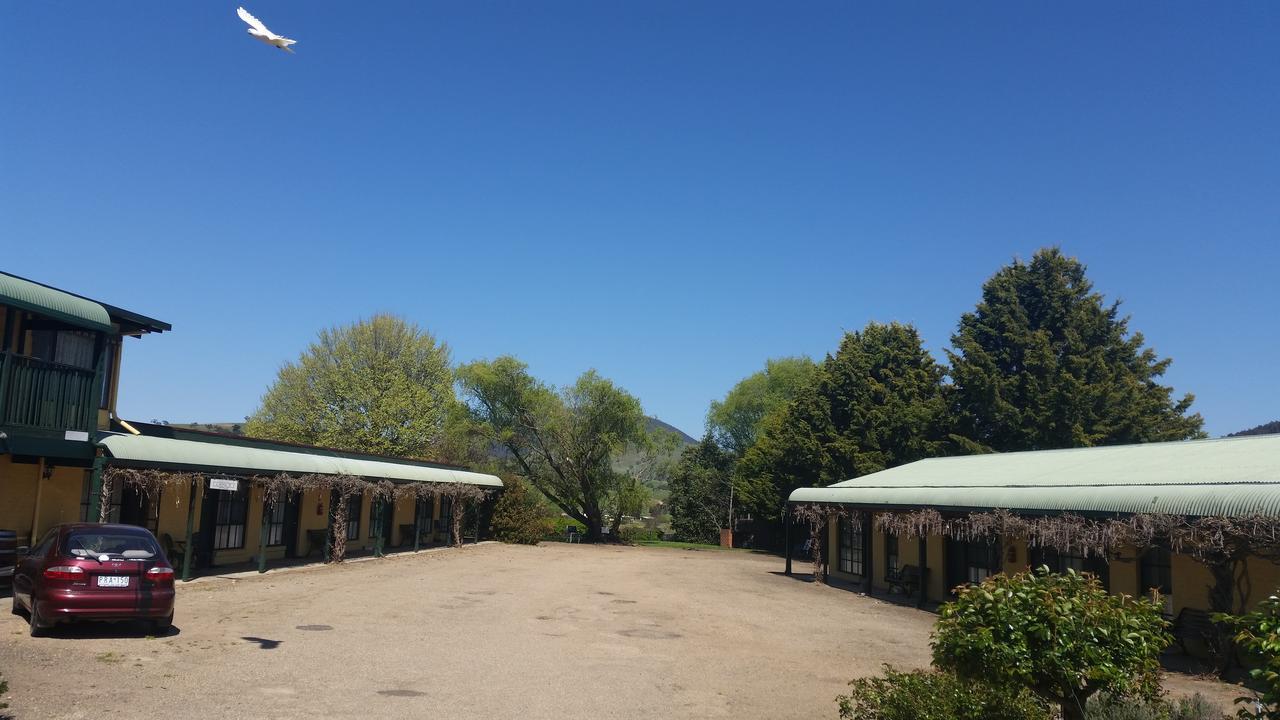 Omeo Motel Extérieur photo