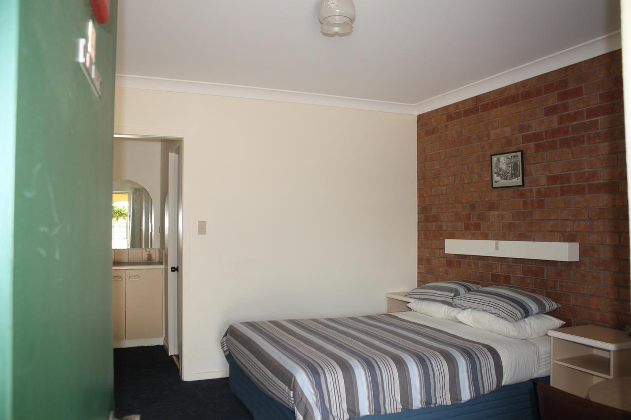 Omeo Motel Extérieur photo