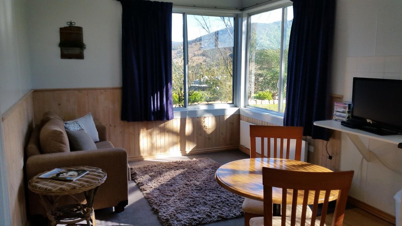 Omeo Motel Extérieur photo